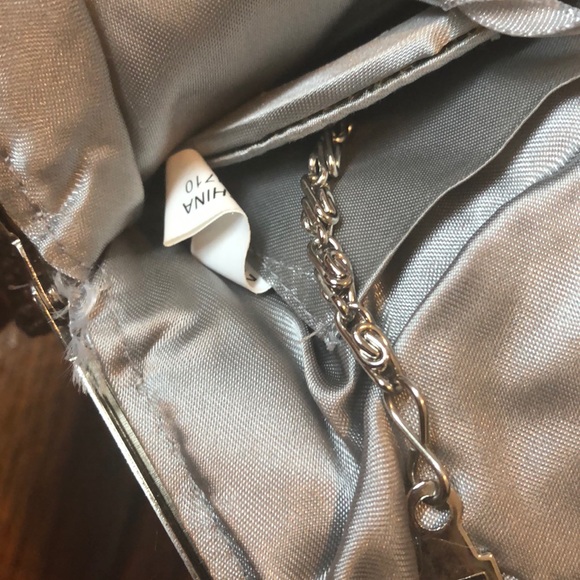 Silver beaded clutch - Picture 6 of 7